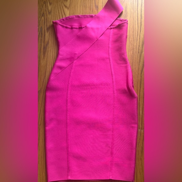 Forever 21 One Shoulder Pink Dress - Picture 1 of 3